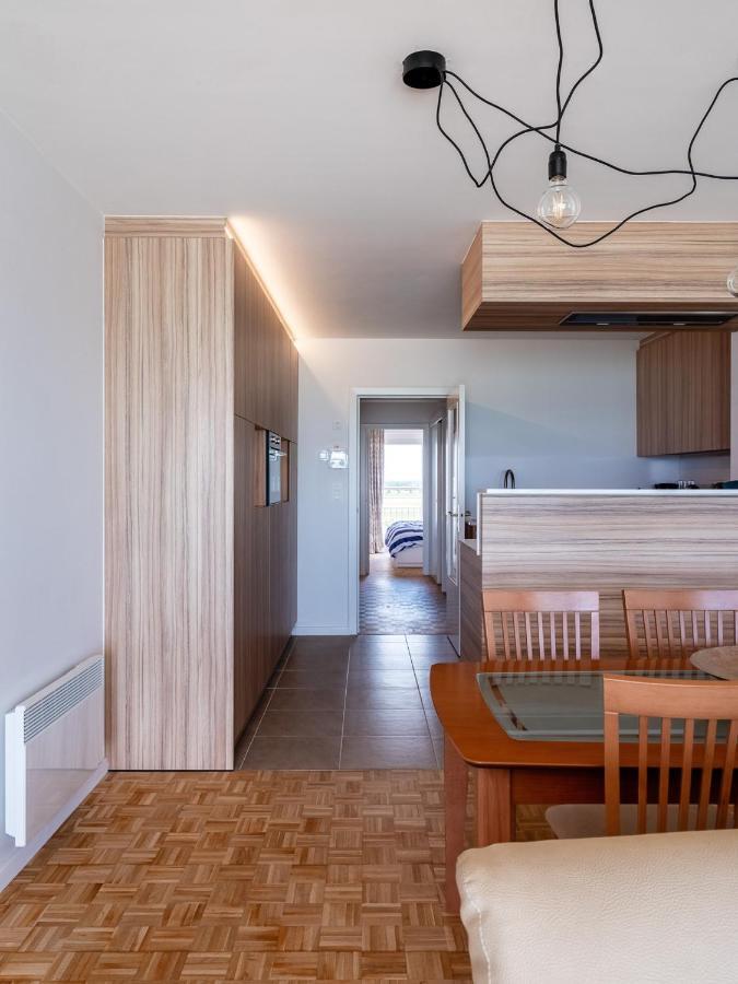 Sea You Soon - Appartement Met Toplocatie Op De Zeedijk Met 2 Slaapkamers Middelkerke Esterno foto
